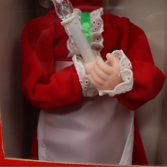 Vintage 90s Mr and Mrs Santa Claus 15” Danson Christmas Figure Music and Motion - Picture 8 of 16